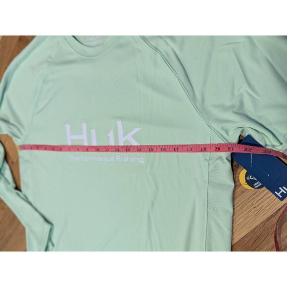HUK Men's Pursuit Vented Long Sleeve Fishing Shirt (+30 UPF) NWT - Picture 8 of 13